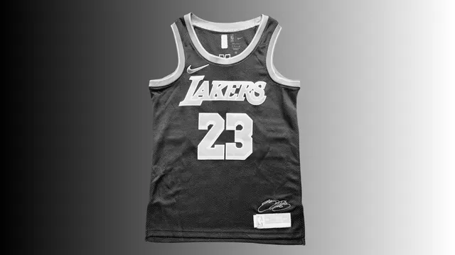A jersey. Not pictured: the flop that got the last three calls.